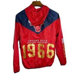 NBA Chicago Bulls Windbreaker‎ Team USA Eastern Conference 1966 Big Logo Medium